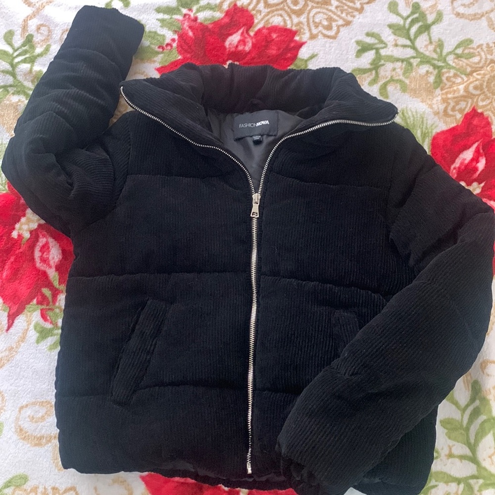 Jaiden Corduroy Puffer Jacket - Black